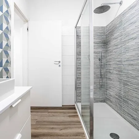2 Bedrooms With Terrace - Nolo Area Via Varanini * Milánó